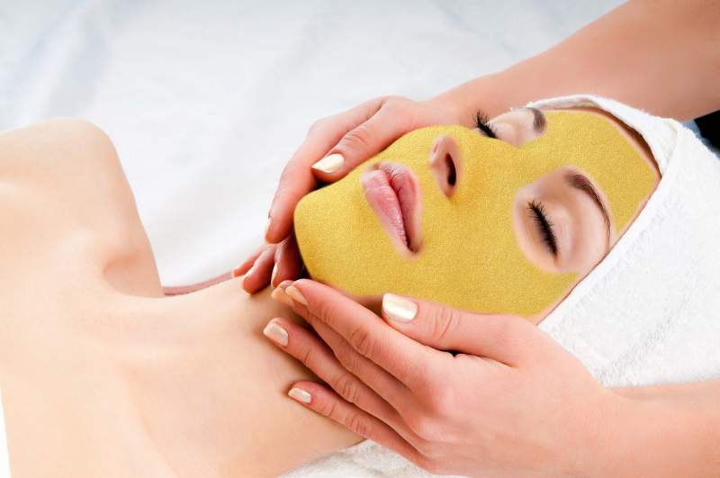 Gold Facial / Collagen Facial